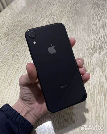 iPhone Xr, 64 ГБ