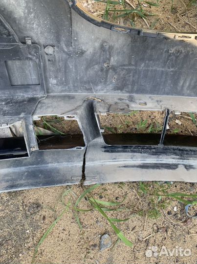 Продам бампер передний е60