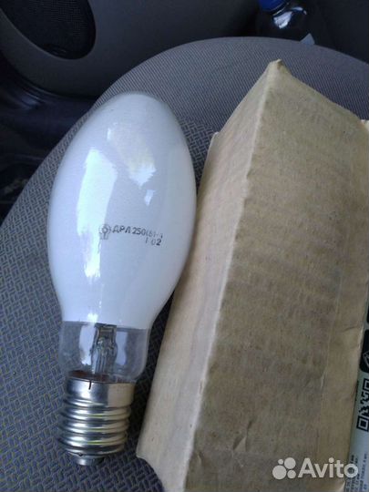 Лампа уличного освещения