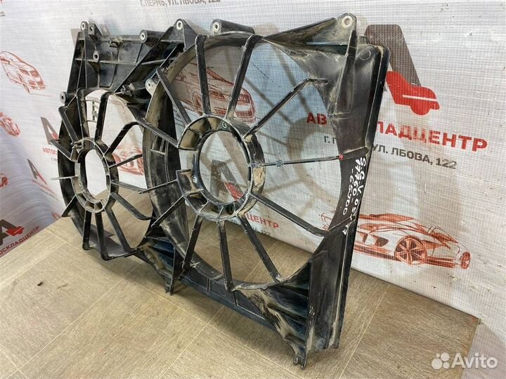 Диффузор рамка вентиляторов Suzuki Grand Vitara