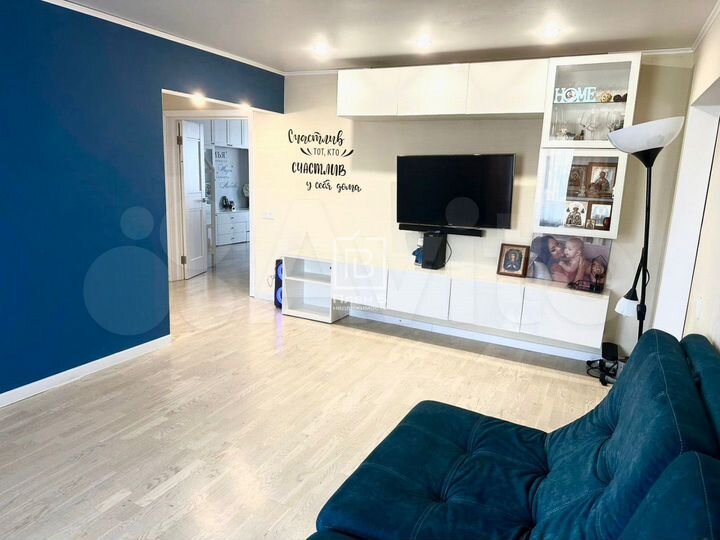 3-к. квартира, 90 м², 10/10 эт.