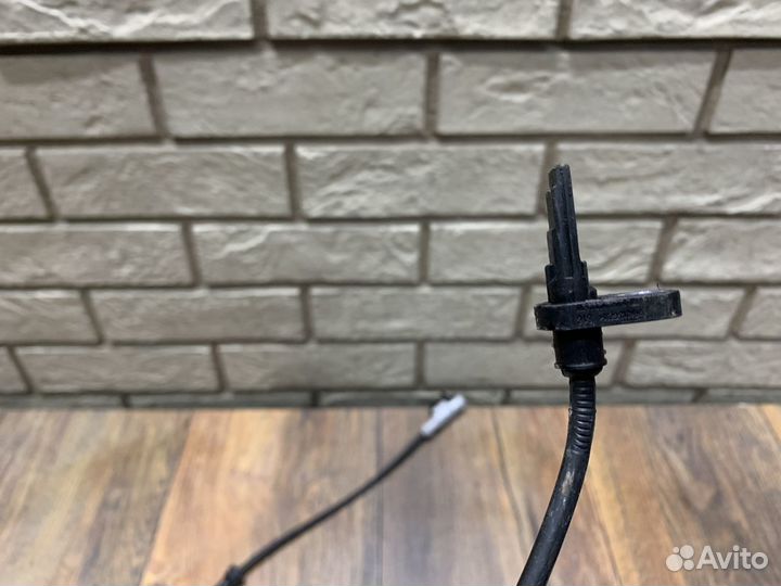 Range Rover Sport Датчик ABS передний левый