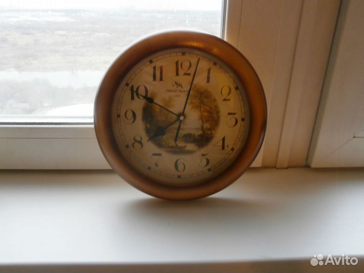 Часы настенные
