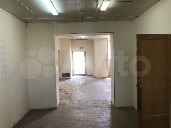 Торговая площадь, 80 м²