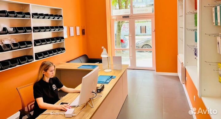 Замена разбитого стекла на Samsung A51