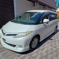 Toyota Estima 2.4 CVT, 2010, 114 100 км, с пробегом, цена 825 000 руб.