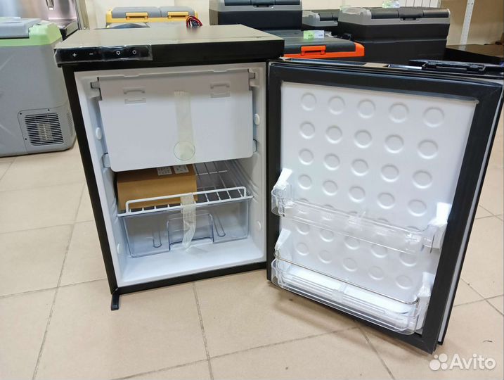 Автомобильный холодильник Alpicool CR50