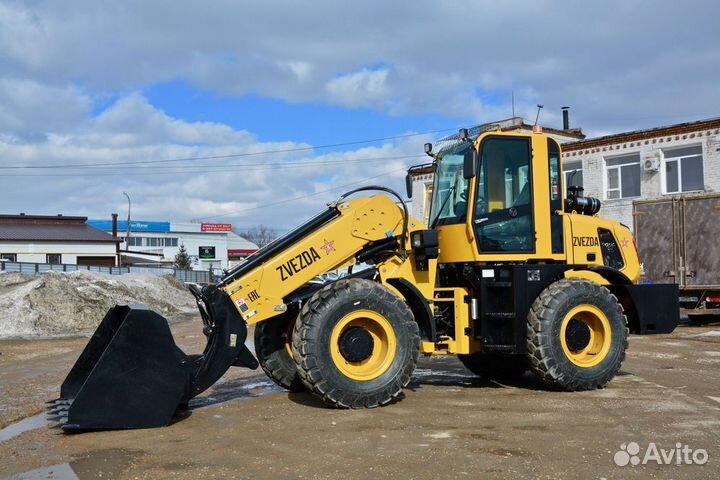 Фронтальный погрузчик ZVEZDA TL3000, 2022