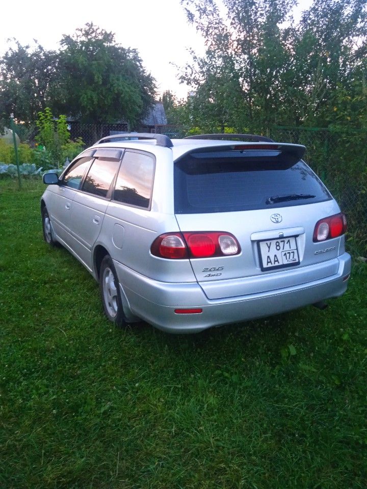 Toyota Caldina: фото владельца