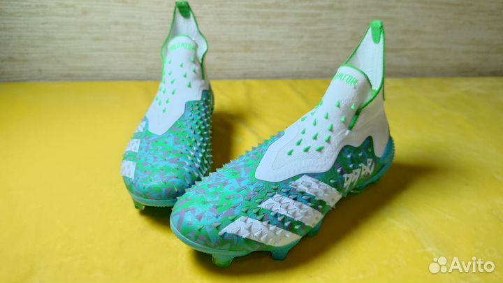 Бутсы adidas predator