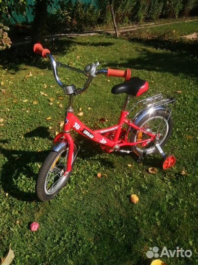 Велосипед четырехколесный