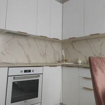 2-к. квартира, 50 м², 4/9 эт.