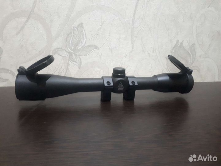 Оптический прицел UTG Leapers 4x32