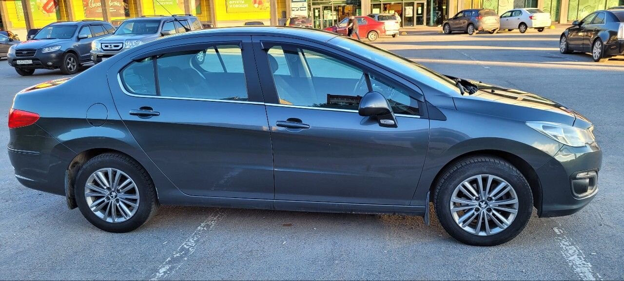 Peugeot 408: фото владельца