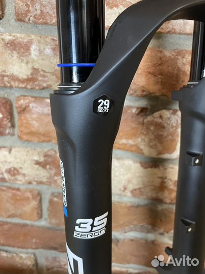 Вилка SR suntour zeron 35 Boost AIR