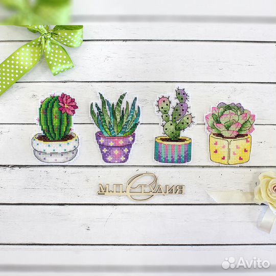 Р-419 Набор для вышивания на пластиковой канве мп