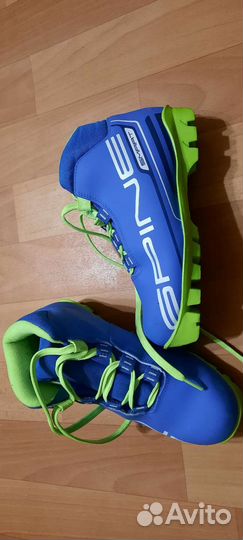 Лыжные ботинки spine