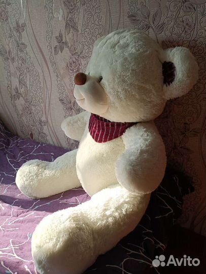 Плюшевый медведь