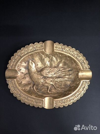 Пепельница бронзовая