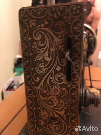 Швейная машинка зингер ножная