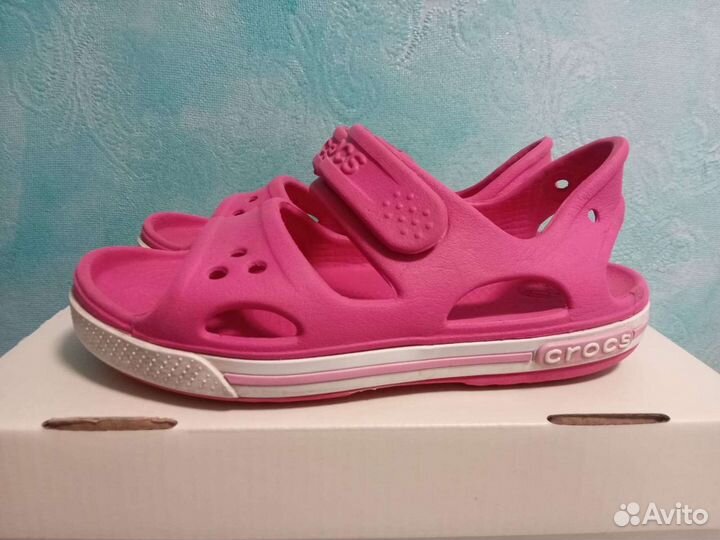 Сандалии детские для девочек Crocs