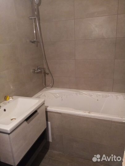 Плиточник укладка плитки