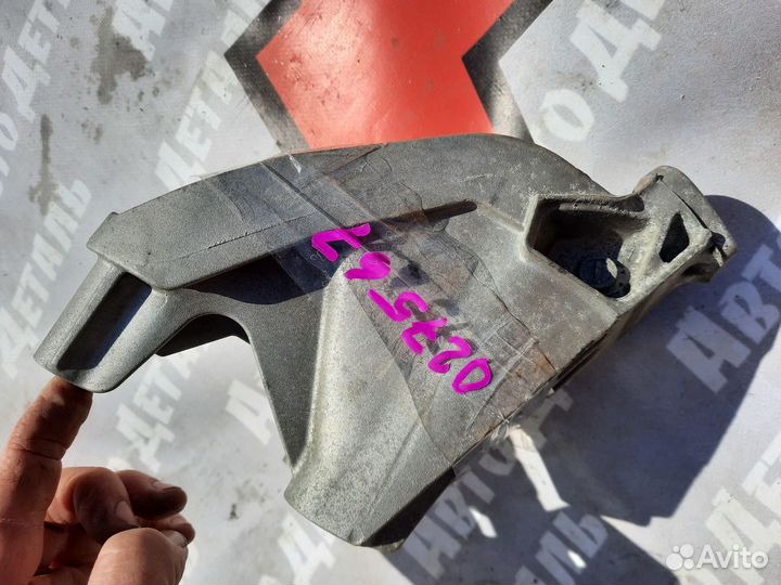 Кронштейн двс Двигателя Audi A4 B8 Ауди А4 2007