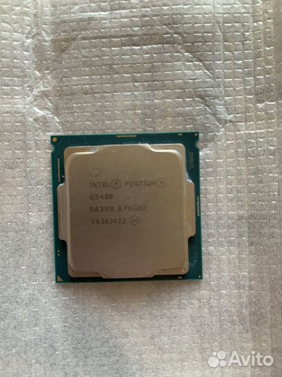 Процессор Intel Pentium G5400