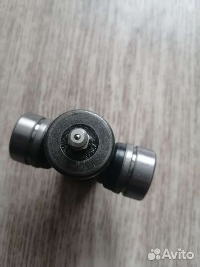 Крестовина кардана 25/64