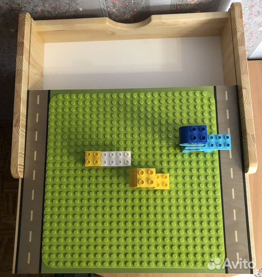 Столик для lego новый