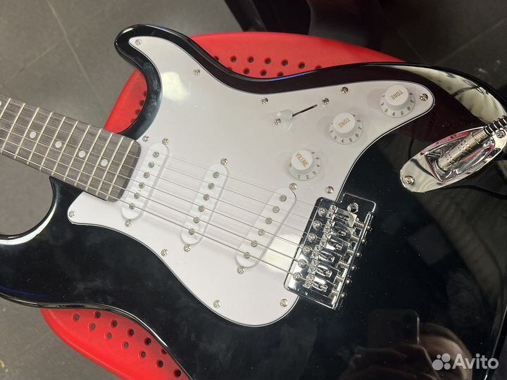 Электрогитара Terris tst-39 Новая настроена