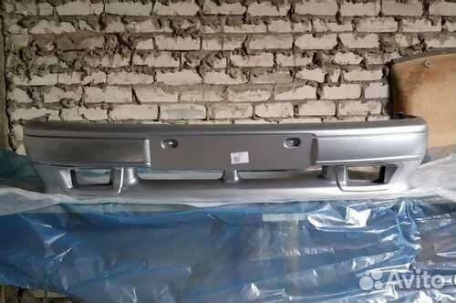 Бампер в цвет передний