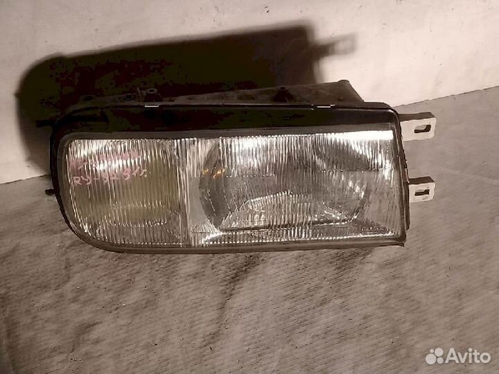 Фара правая 1440 Nissan Cedric PAY32 PBY32 PY32 Y3