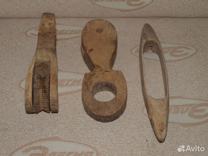 Челнок для ткатского станка