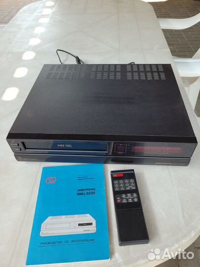 Видеомагнитофон Электроника вмц-8220 СССР