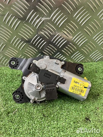 Моторчик заднего двориника бмв Х5 Е70