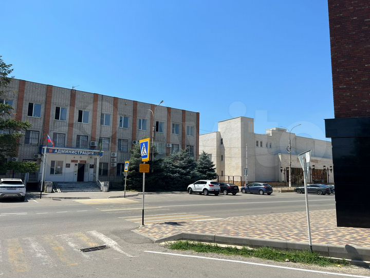 2 этаж в центре п. Яблоновского, 1 линия, 210м²