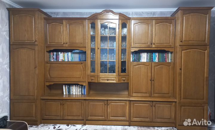 Буфеты и серванты