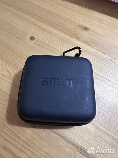 Широкоугольный объектив для смартфона Sirui 18 мм