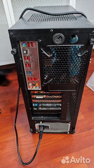 Компьютер. AMD Phenom II X4 975
