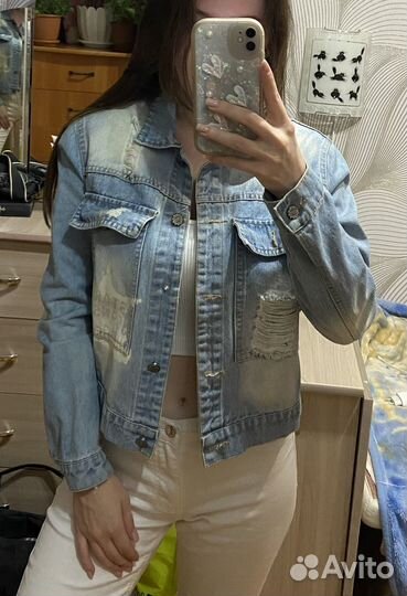Джинсовая куртка