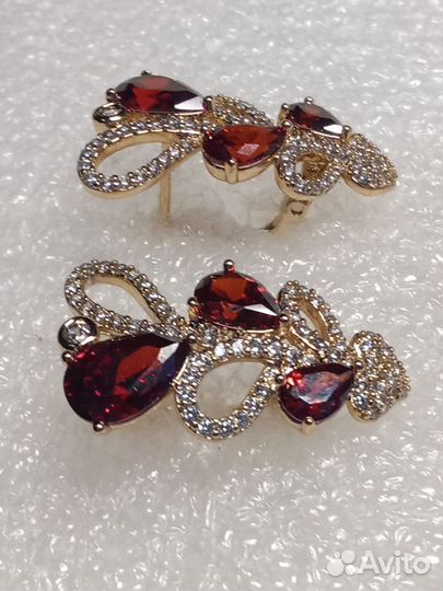 Золотой Комплект с Гранатом 18 размер