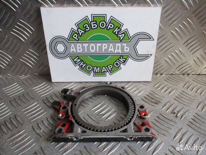 Крышка коленвала задняя Volkswagen Crafter 2.0 CKT