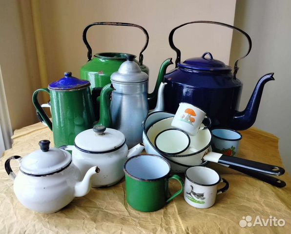 Старинная посуда эмалированная