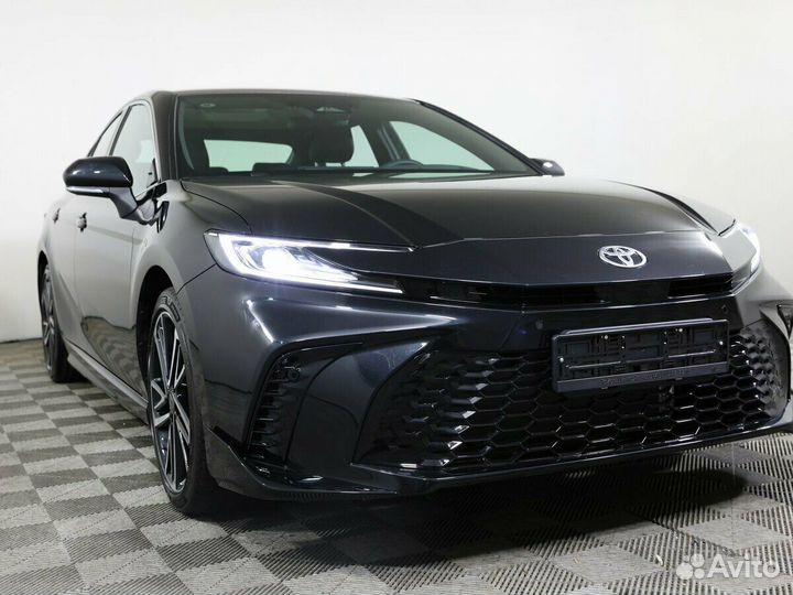 Toyota Camry 2.0 CVT, 2024