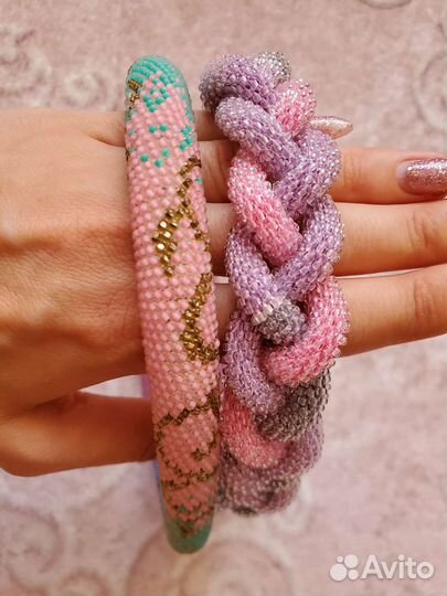 Колье из бисера