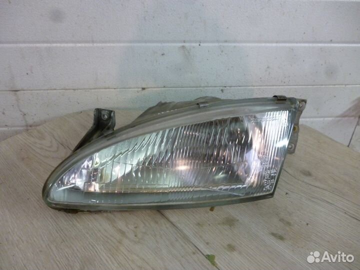 Фара передняя левая хундай лантра 2