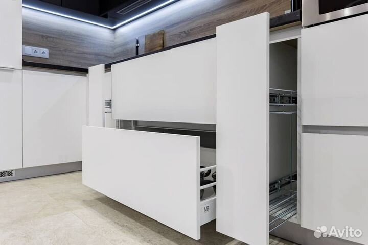 Кухонный гарнитур на заказ. Долговечные материалы