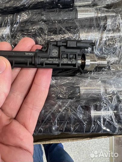 Форсунки Инжектор BMW арт. 13647639994 оригинал