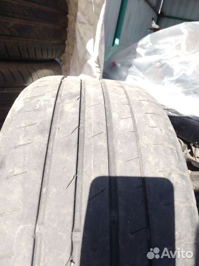 Nexen N Fera RU1 215/50 R17
